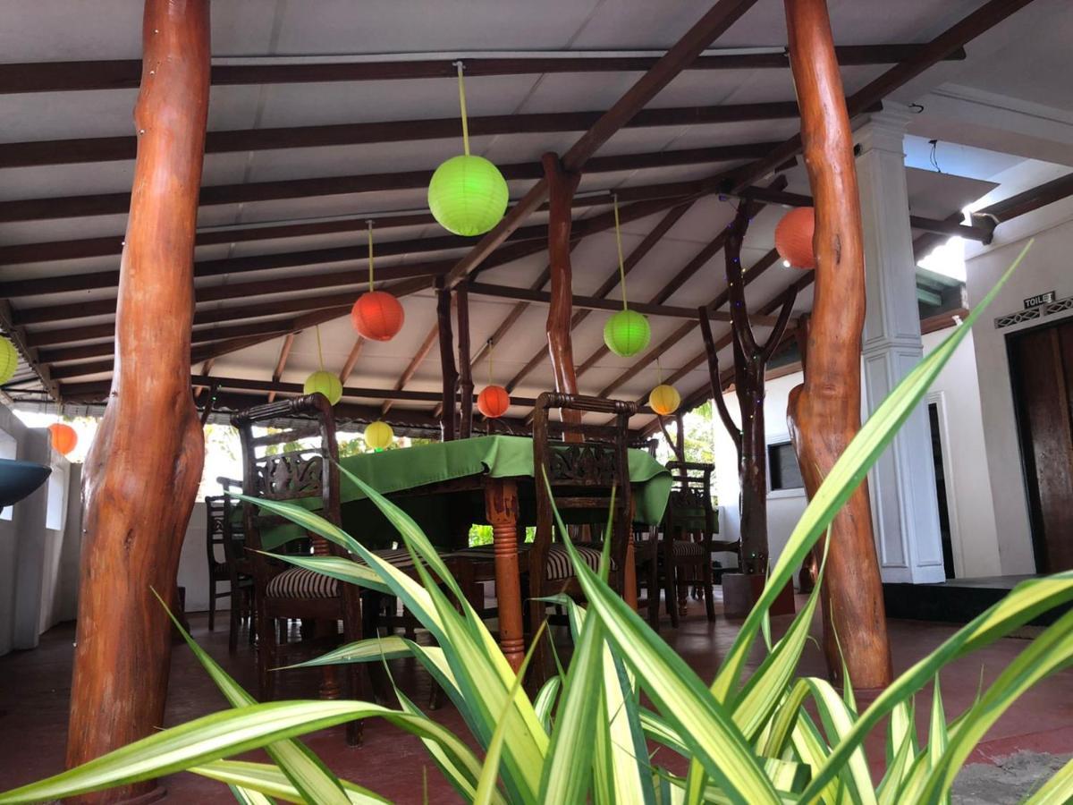 Rock Paradise Beach Hotel & Restaurent Tangalle Εξωτερικό φωτογραφία